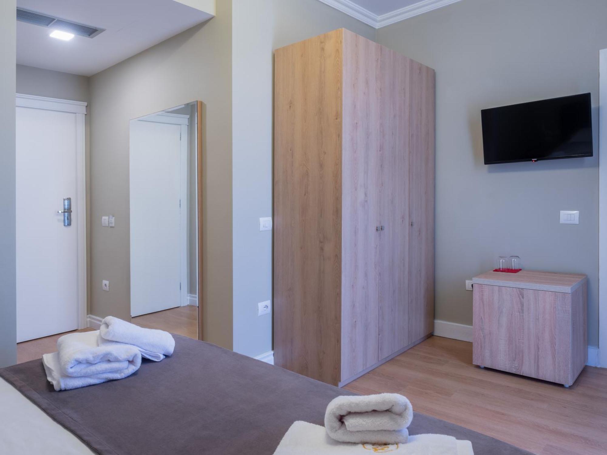 Hotel Nia Boutique By Rapo's 4*