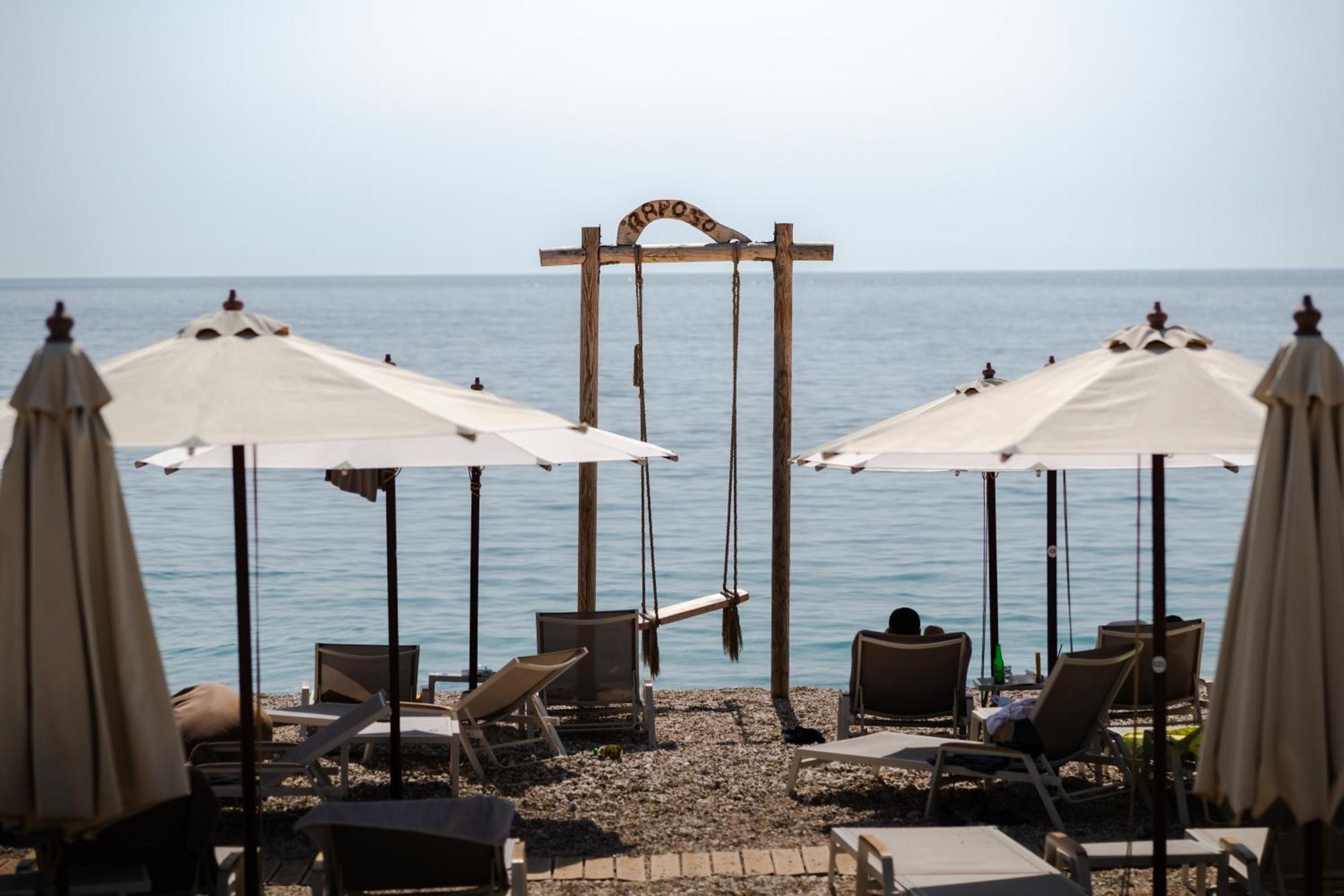 Nia Boutique By Rapo's 4*